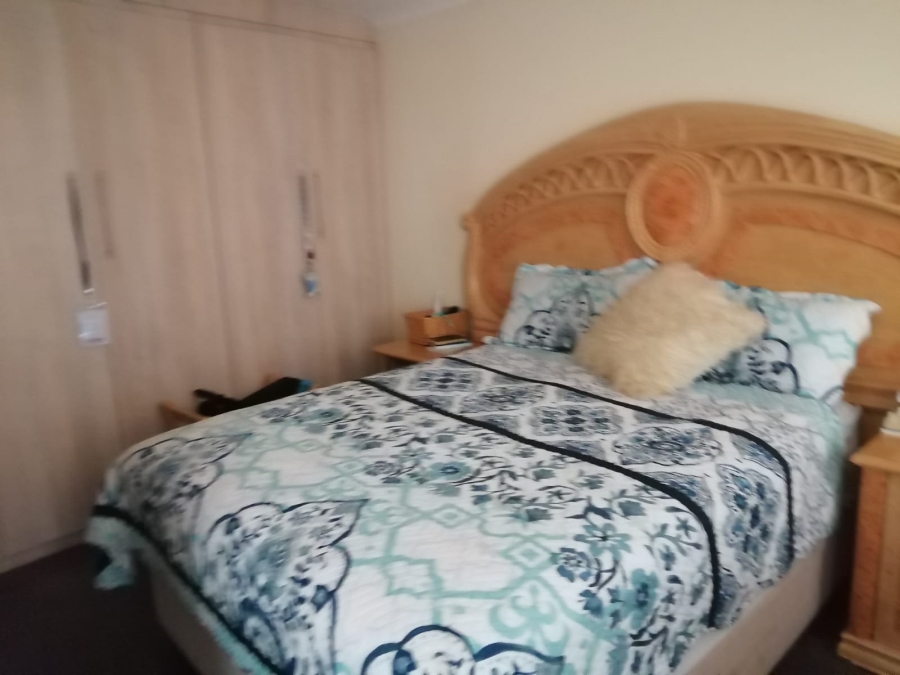 3 Bedroom Property for Sale in Tlhabane West North West